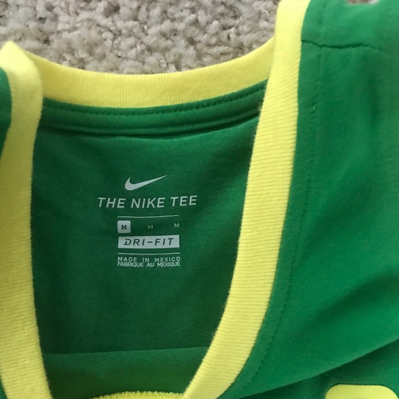 Lot 2 Oregon Ducks Nike Women’s Shirt Tank Medium - Picture 8 of 16